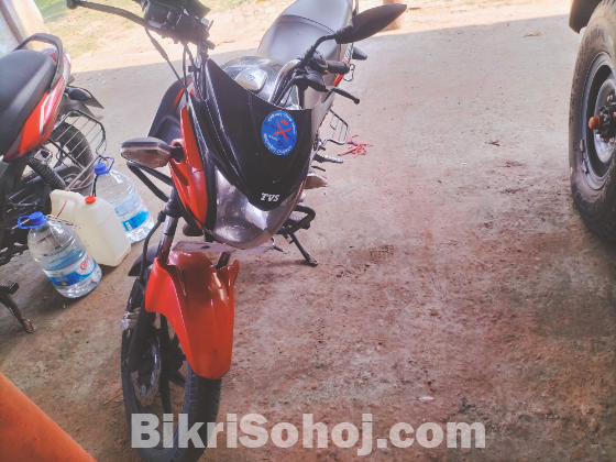 টিভিএস স্ট্রাইকার ১২৫ সিসি